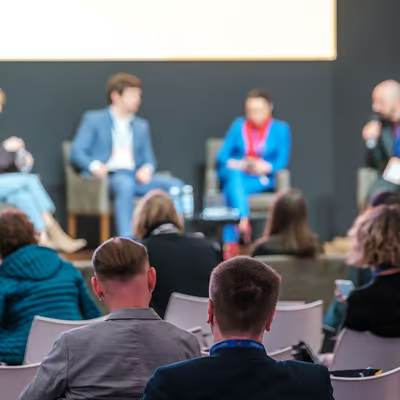  Rountable:Tecnologia e Capacitação dos Média